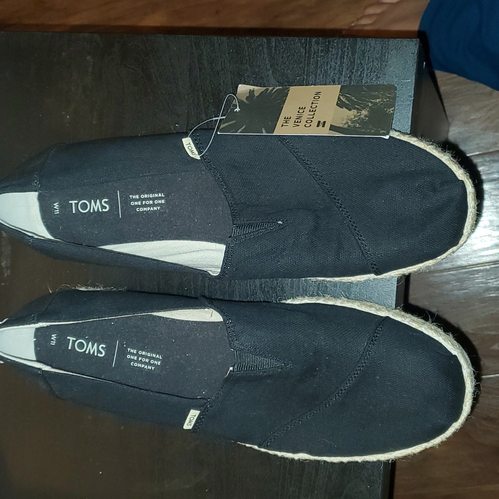 Tom's espadrilles